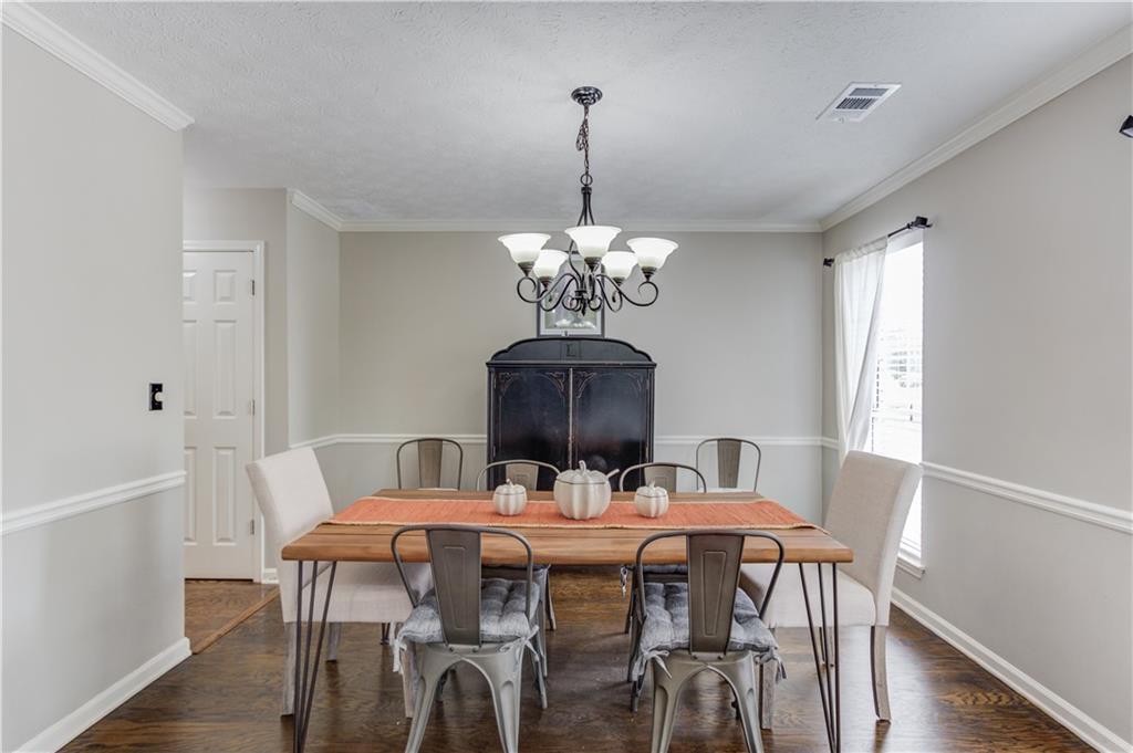 2552 Crofton Court