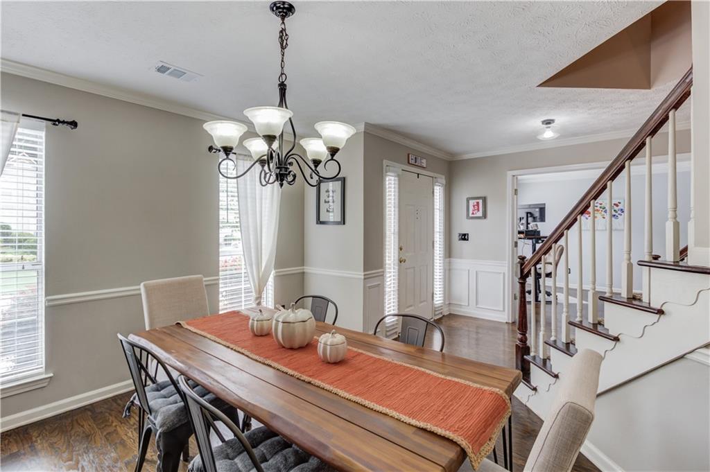 2552 Crofton Court
