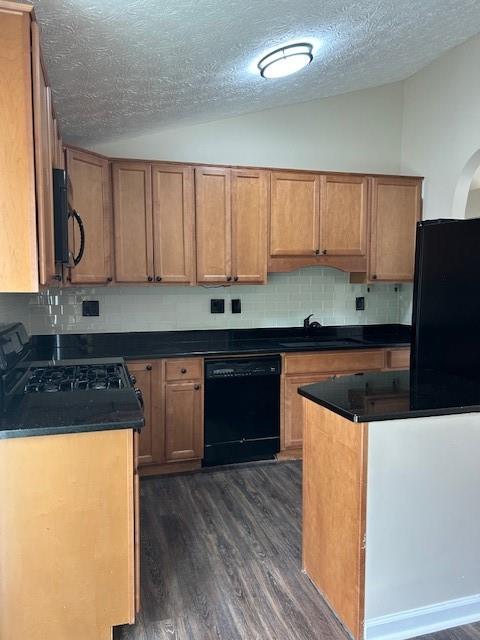 WILLOW RUN - Residential Lease