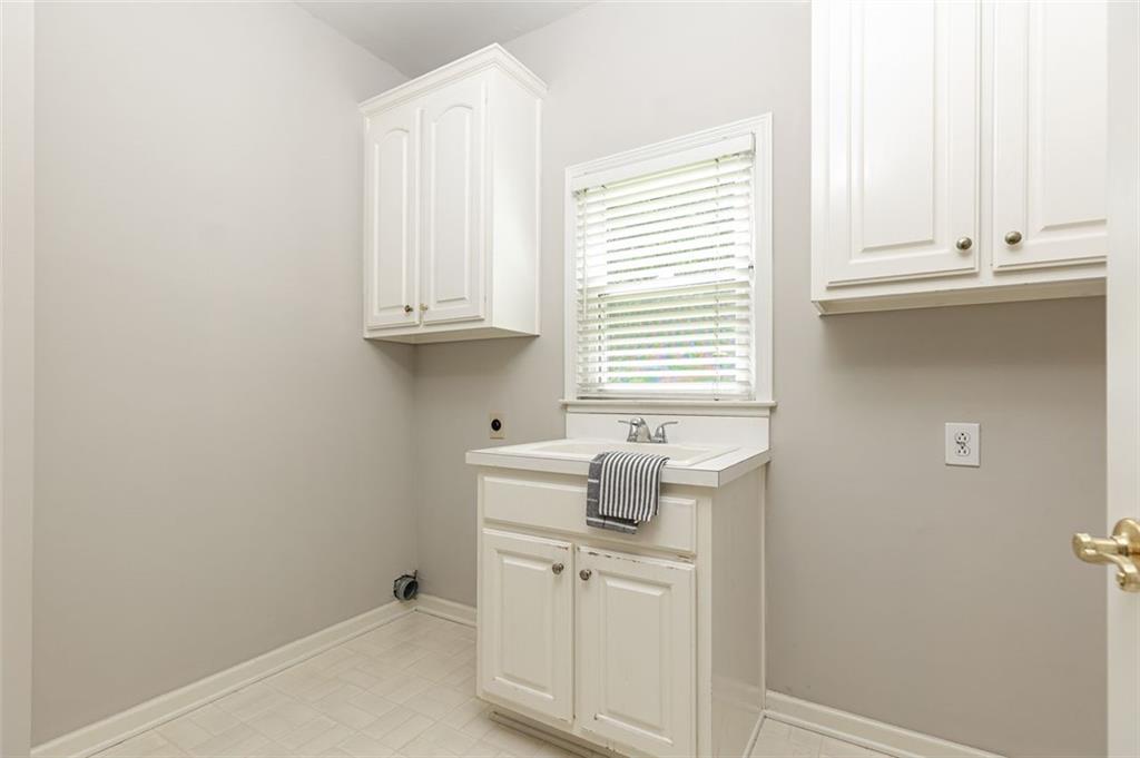 5232 Rokefield Way, Peachtree Corners, Georgia image 18