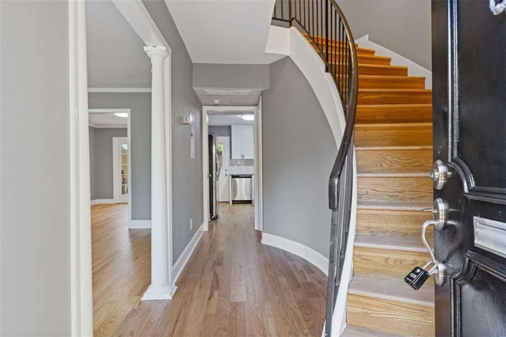 5400 Roswell Road APT E6