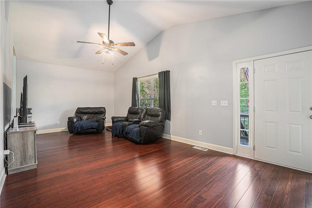 260 Sterling Drive, Powder Springs, Georgia image 5