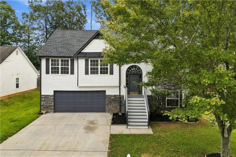 Homes For Sale - 2362 Garnet Avenue<br/> Riverdale, GA 30296