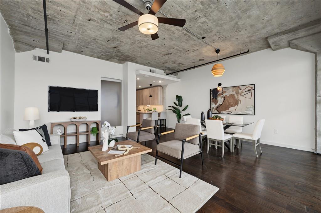 890 Memorial Drive SE 306