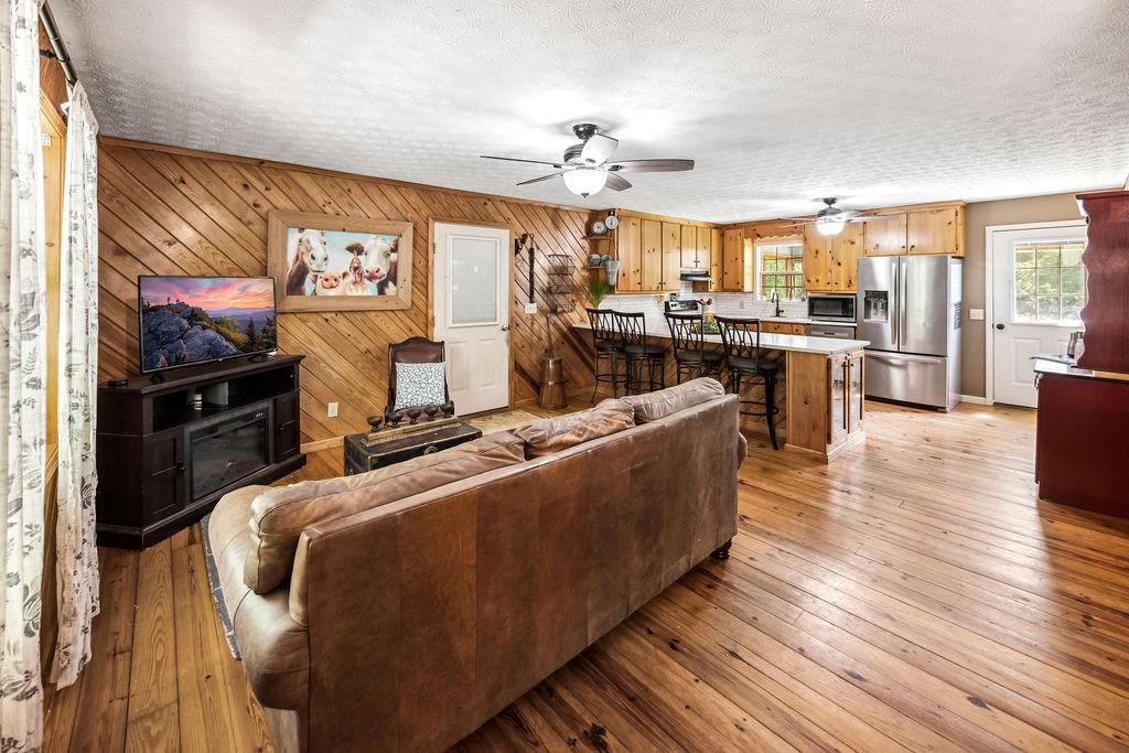 364 Stephen Thomas Drive, Talking Rock, Georgia image 8