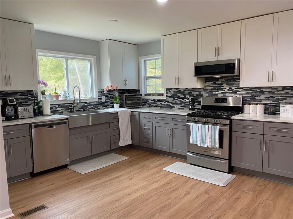 1649 KIMBLE Drive SW