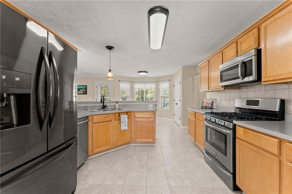 3574 Sunflower Drive