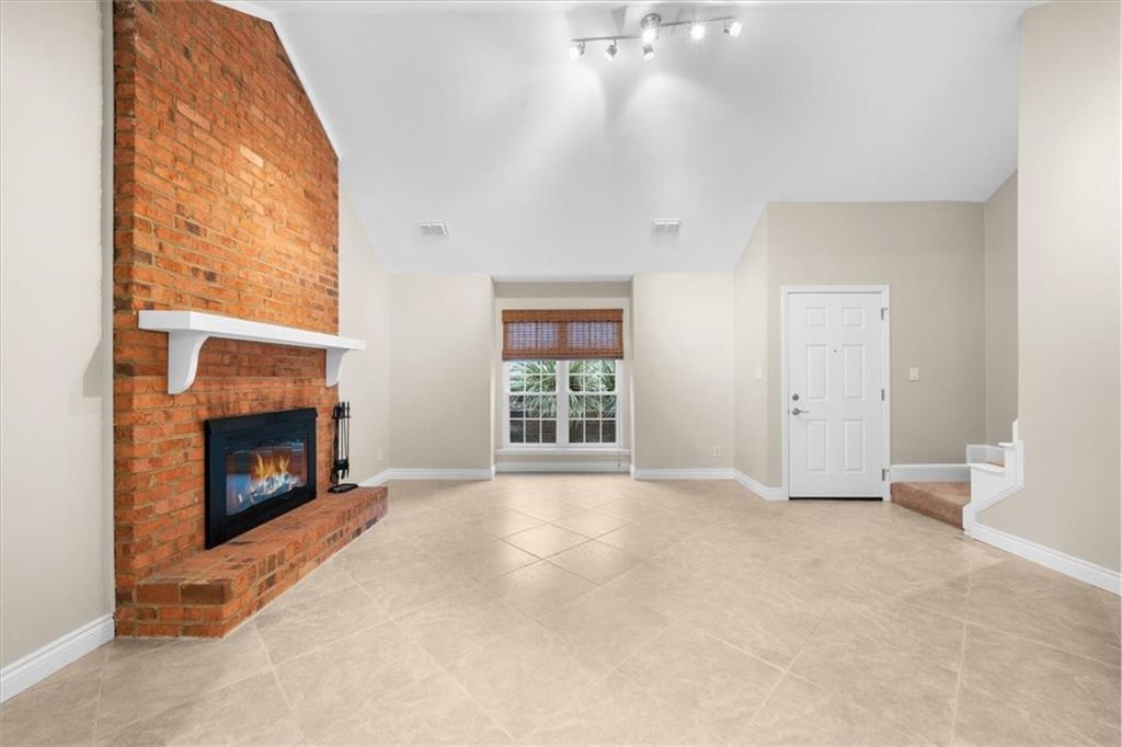 1195 Minhinette Drive #D, Roswell, Georgia image 7