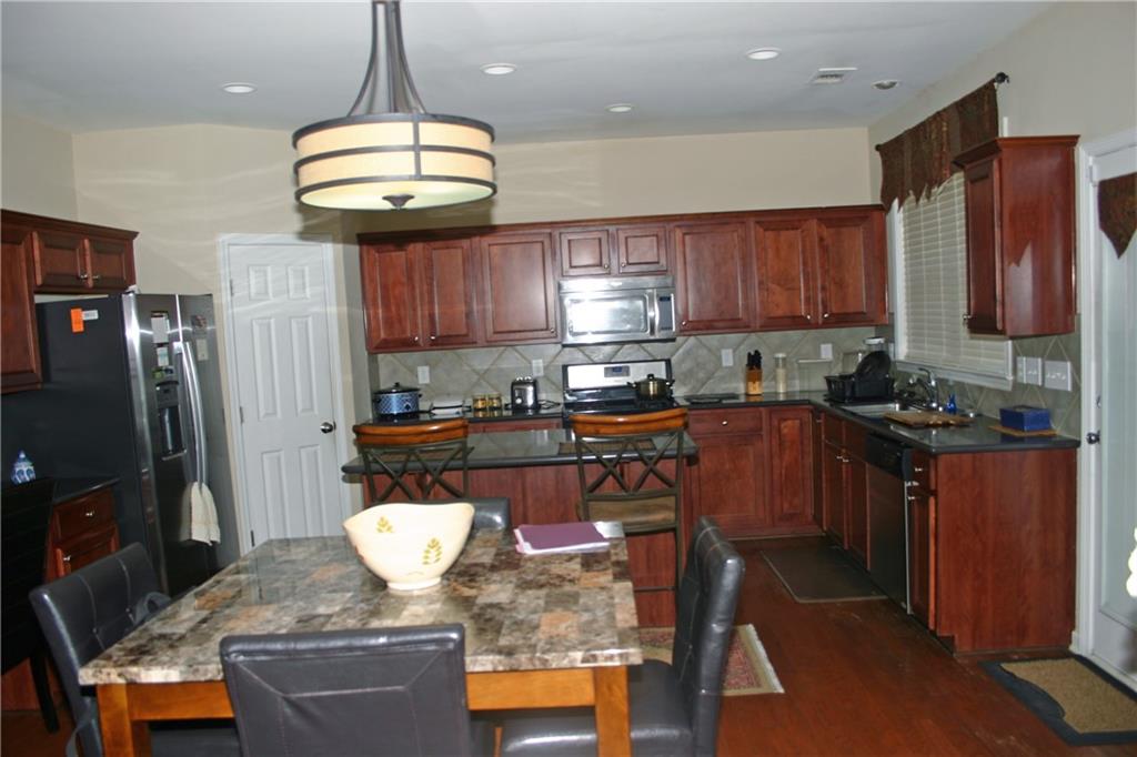 3083 Dawson Lane SW
