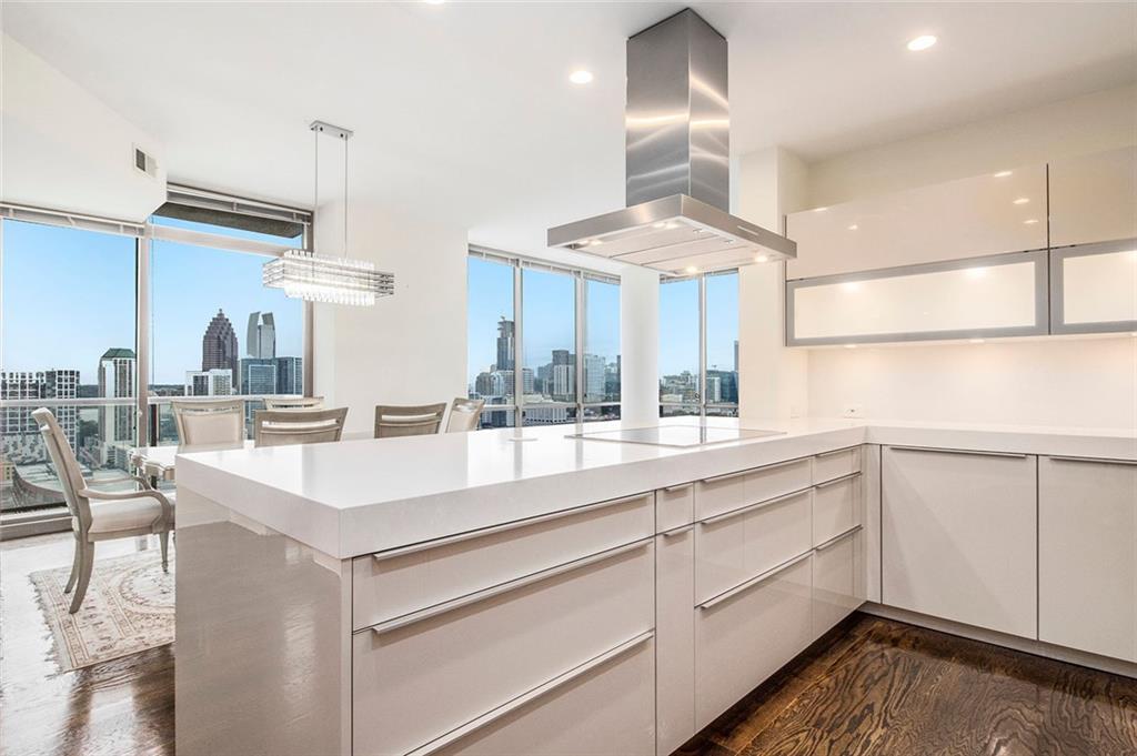 270 17th Street NW 2501