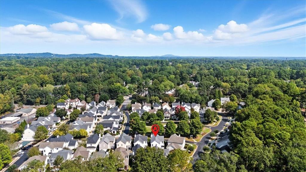 Gardenside  At Powers Ferry - Residential