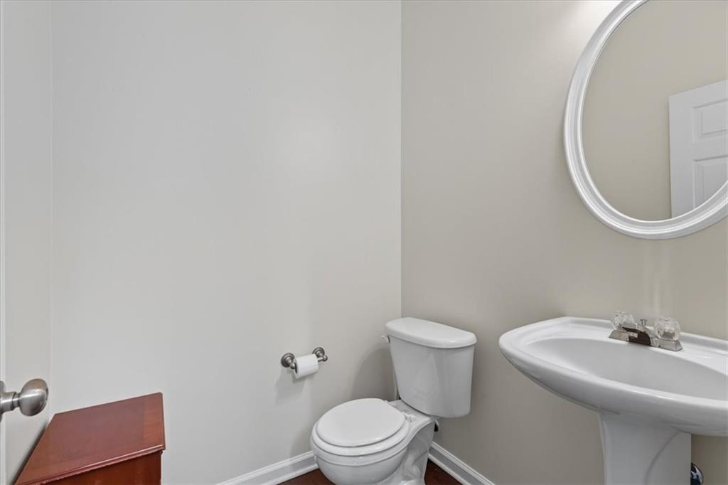 Gardenside  At Powers Ferry - Residential