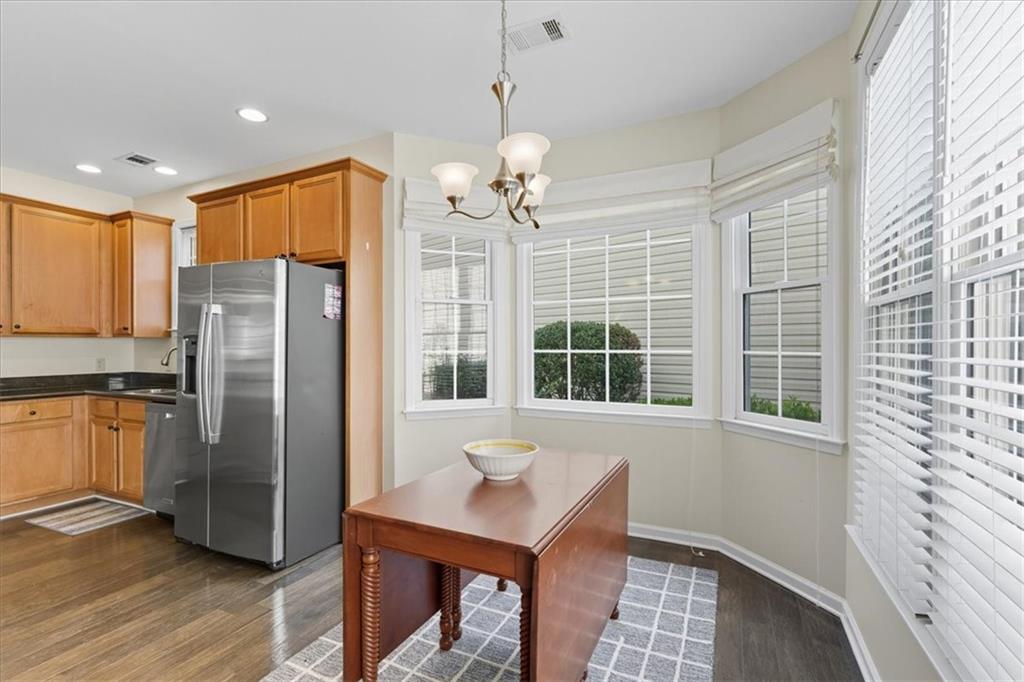 Gardenside  At Powers Ferry - Residential