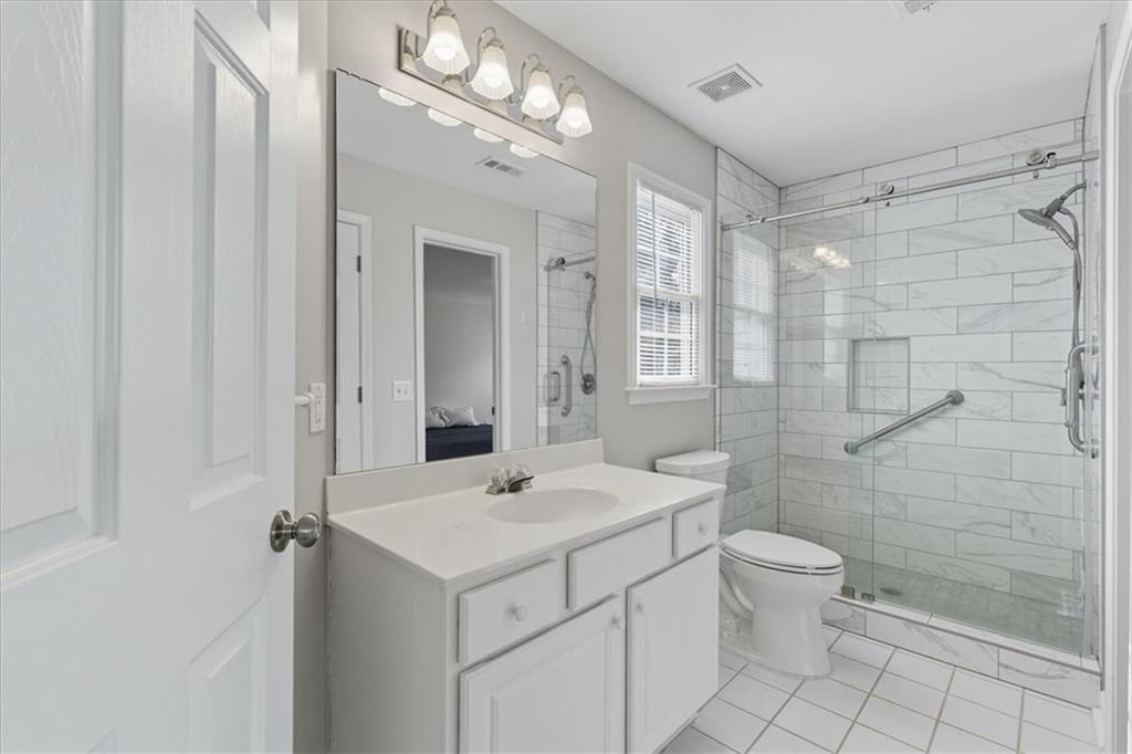 Gardenside  At Powers Ferry - Residential