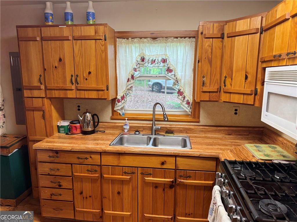 241 Mountain Woods Road, Blairsville, Georgia image 12