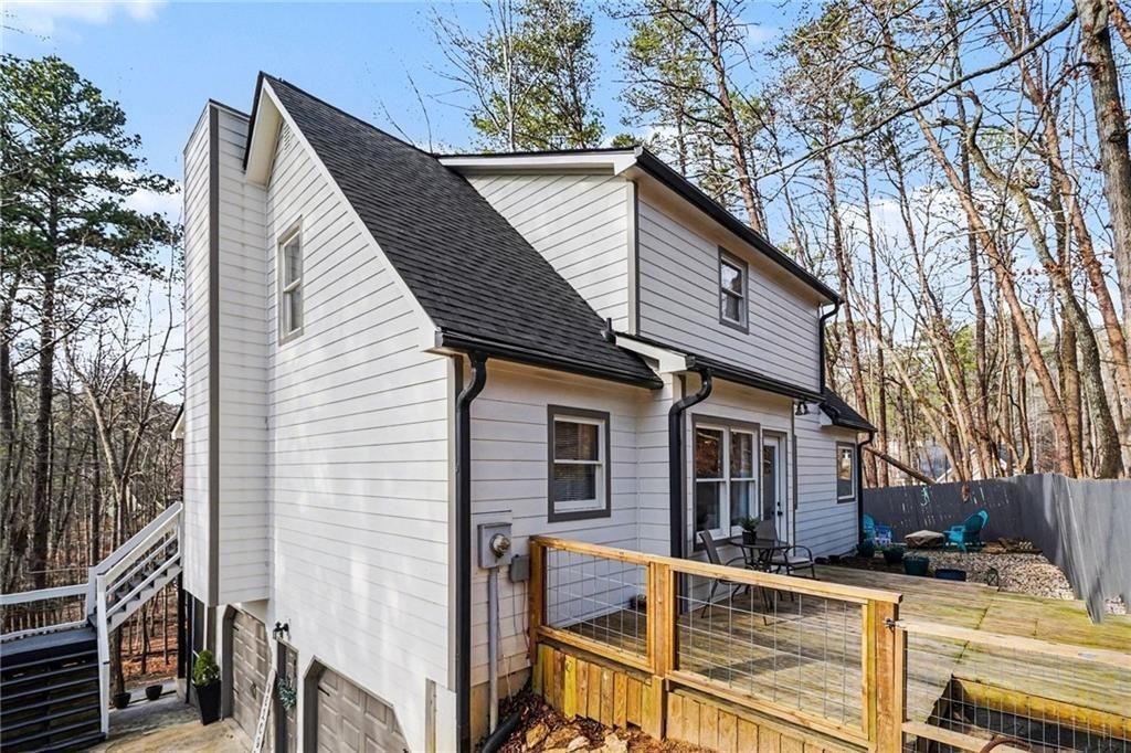 211 Hillside Drive