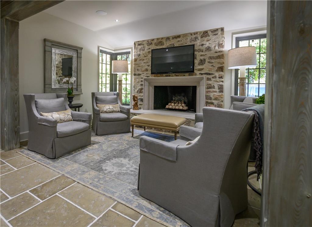 2979 Ridgewood Road, Atlanta, Georgia image 20