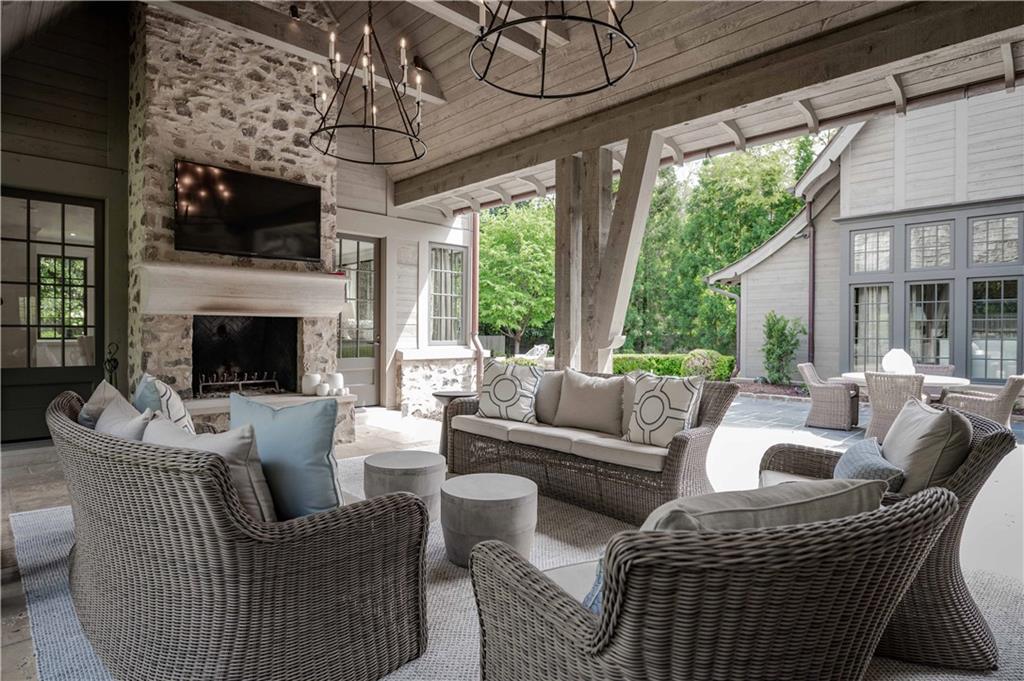 2979 Ridgewood Road, Atlanta, Georgia image 35