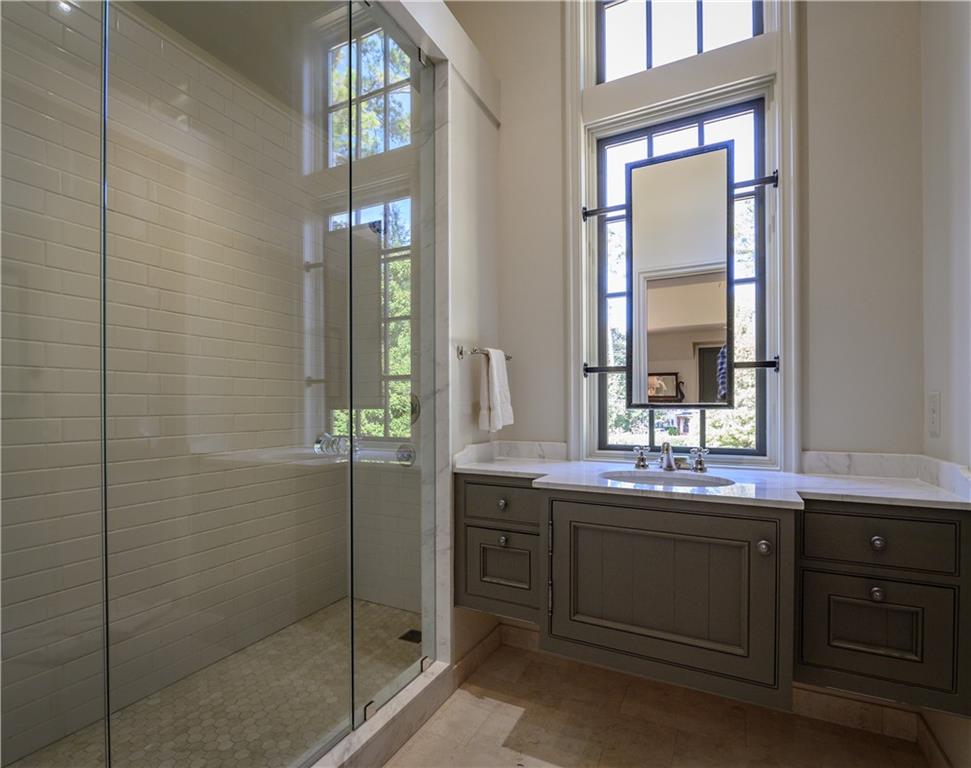 2979 Ridgewood Road, Atlanta, Georgia image 32