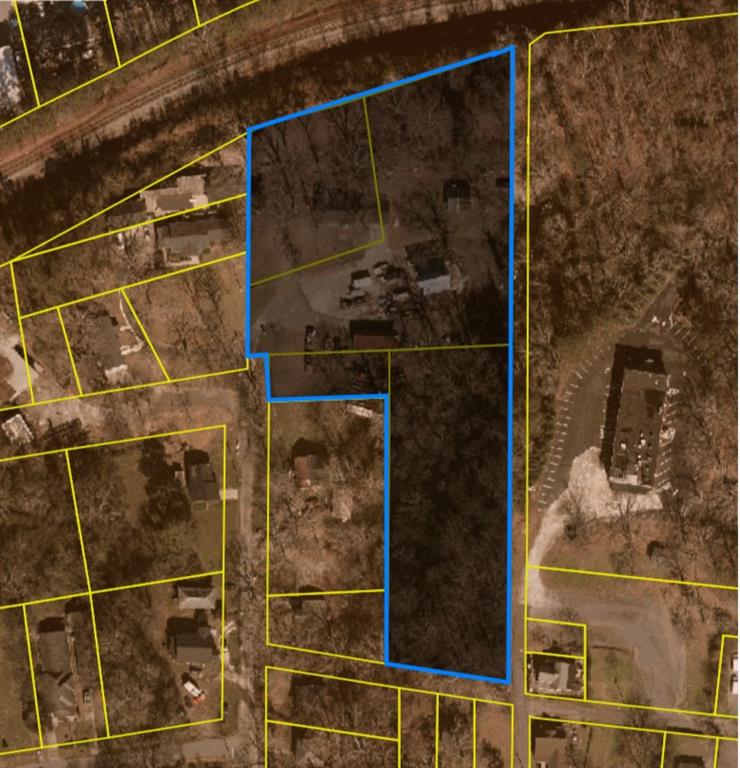 This expansive 4+/- acre property offers unmatched versatility in a coveted location. With its prime positioning at the end of a cul-de-sac, bordered by Desoto Ave, Avenue A, and Quarry St, it ensures easy access to all that Rome has to offer.
The property is ideally suited for a variety of potential uses, whether as the site for a luxury residential development, a gated community, or even as a personal estate. The possibilities are endless with ample space for outdoor amenities or recreational areas, while still maintaining the exclusivity that such a unique location affords.
For healthcare professionals, families, or those seeking quick access to top-tier medical care, the property is just minutes away from Atrium Health Floyd Medical Center and Advent Health Redmond Hospital, making it an ideal choice for those who prioritize health and wellness.
Additionally, the proximity to major shopping hubs, dining venues, and entertainment options like Mid Town Crossing and Historic Downtown Rome means that everything you need is just a short distance away. Families will appreciate the convenience of nearby educational institutions, including Shorter College and Berry College, both within easy reach, as well as the ample recreational activities offered by Ridge Ferry Park, the Walking Trail along the Oostanaula River, Barron Stadium and the Rome Braves Advent Health Stadium.
The property’s location is also perfect for outdoor enthusiasts. With quick access to the Coosa River, Myrtle Hill, Sam King Ballfields & Boat Ramp, and other recreational spots, there’s never a shortage of activities to enjoy in your free time. Whether it’s attending a local sports game at Berry's Football Stadium, The Rome Emperors baseball team or exploring nearby parks, residents will have endless options to stay active and engaged.
With such an ideal location, this property truly stands out in a competitive market. Whether you are looking to build a luxurious, private residence, create a thriving community, or make an investment in one of Rome's most emerging side of town, this property represents a rare opportunity to own a piece of prime real estate in one of Georgia’s most charming cities.
Don’t miss out, schedule or call today for a showing or more information and discover the full potential of this exceptional property in the heart of Rome.
This property is in the Opportunity Zone and the T.A.D Zone