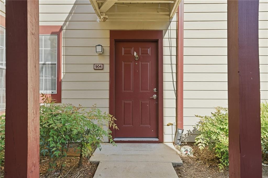904 Wentworth Court
