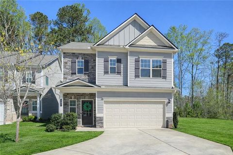 Homes For Sale - 162 Bryon Lane<br/> Acworth, GA 30102