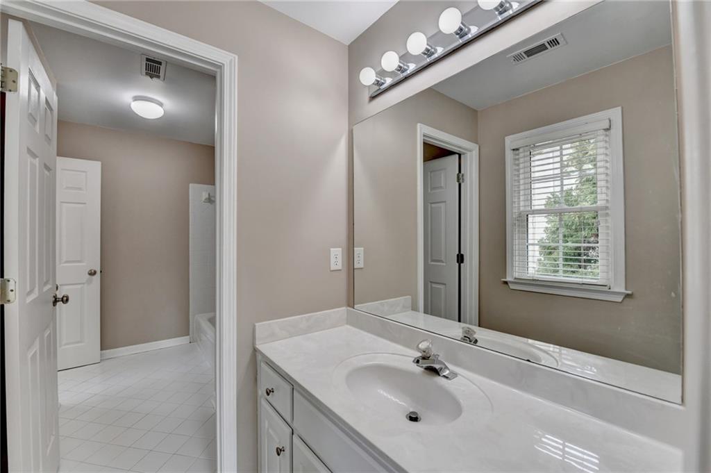 5990 Somerset Court, Suwanee, Georgia image 36