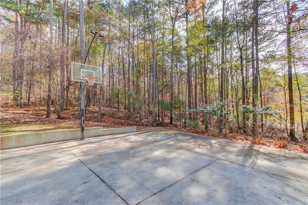 3000 The Springs Drive, Monroe, Georgia image 8