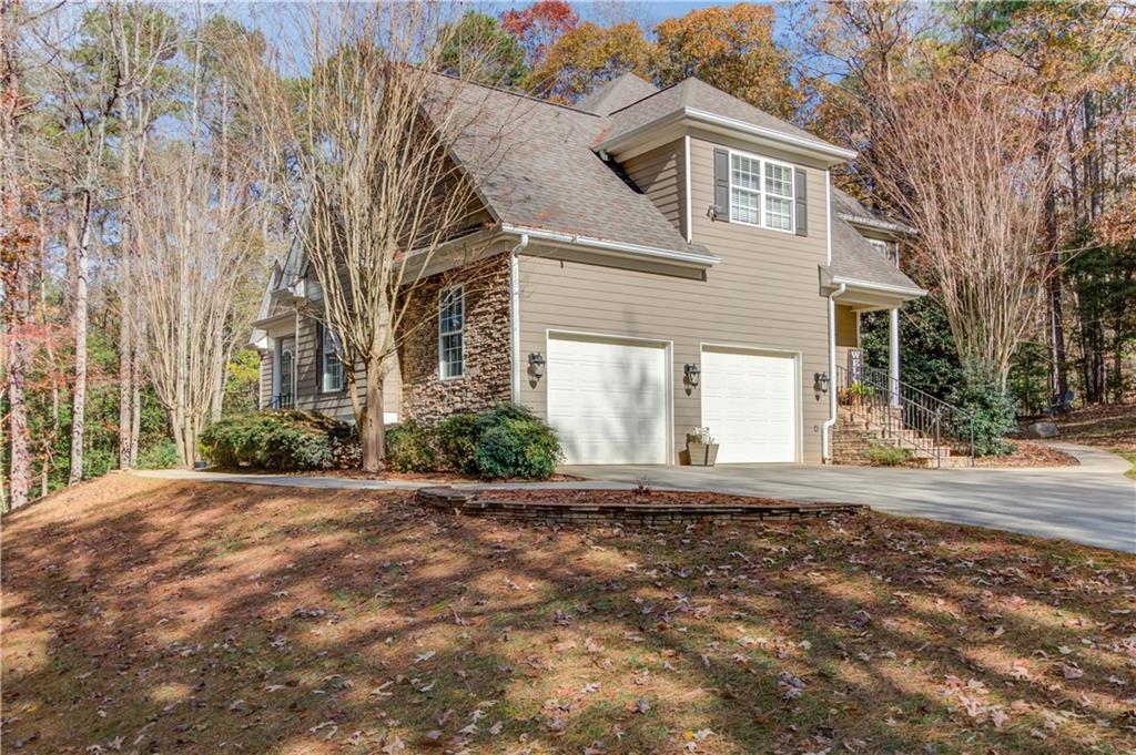 3000 THE SPRINGS Drive