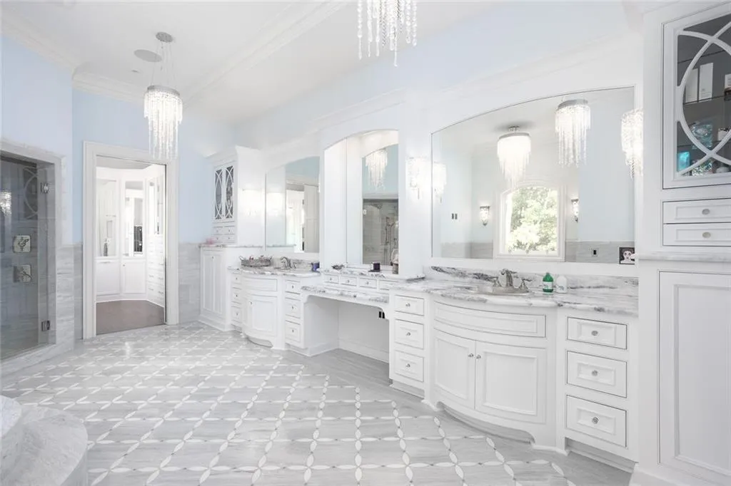 Monroe, Georgia 30656, United States, 11 Bedrooms Bedrooms, ,15 BathroomsBathrooms,Residential,Active,225295