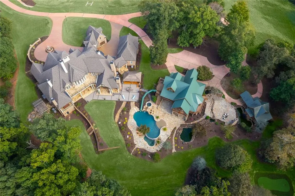 Monroe, Georgia 30656, United States, 11 Bedrooms Bedrooms, ,15 BathroomsBathrooms,Residential,Active,225295