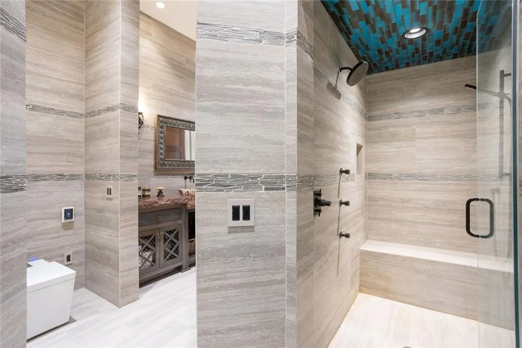 Monroe, Georgia 30656, United States, 11 Bedrooms Bedrooms, ,15 BathroomsBathrooms,Residential,Active,225295