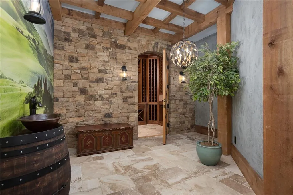 Monroe, Georgia 30656, United States, 11 Bedrooms Bedrooms, ,15 BathroomsBathrooms,Residential,Active,225295