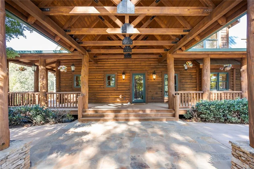 Monroe, Georgia 30656, United States, 11 Bedrooms Bedrooms, ,15 BathroomsBathrooms,Residential,Active,225295