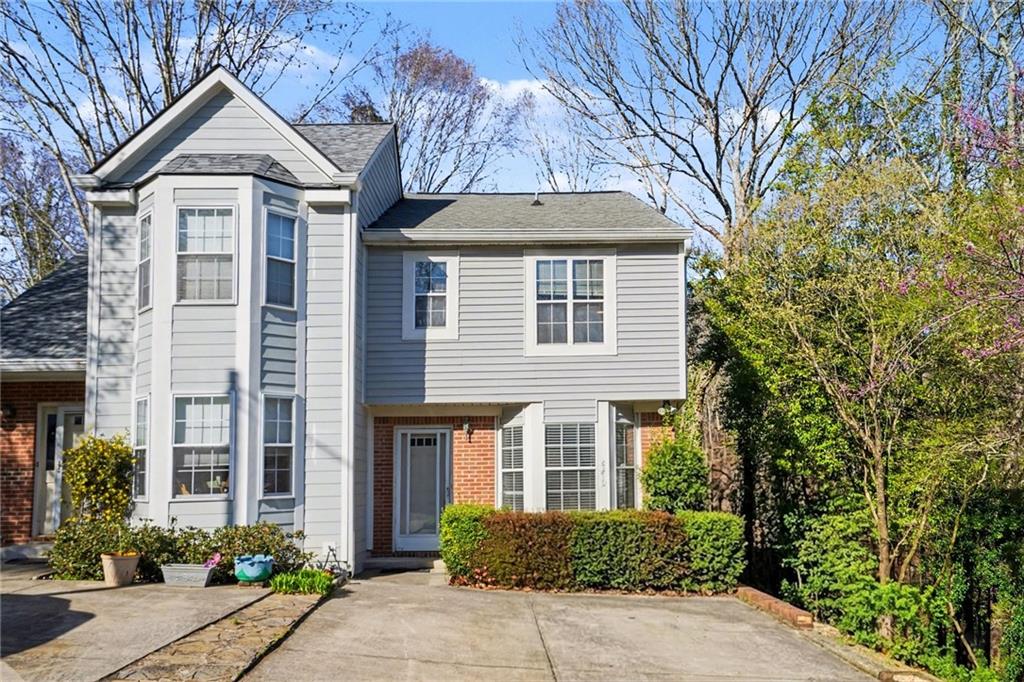 5200 Laurel Bridge Drive SE