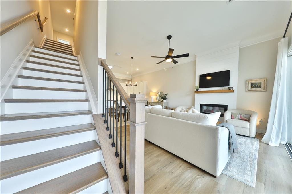 639 Stickley Oak Way