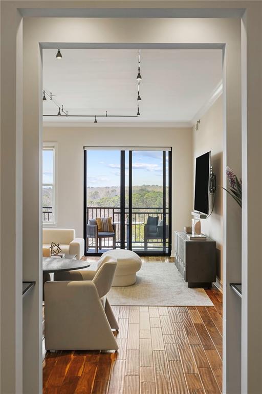 2233 Peachtree Road NE 902