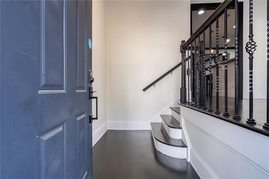 2767 Durham Drive, Atlanta, Georgia image 3
