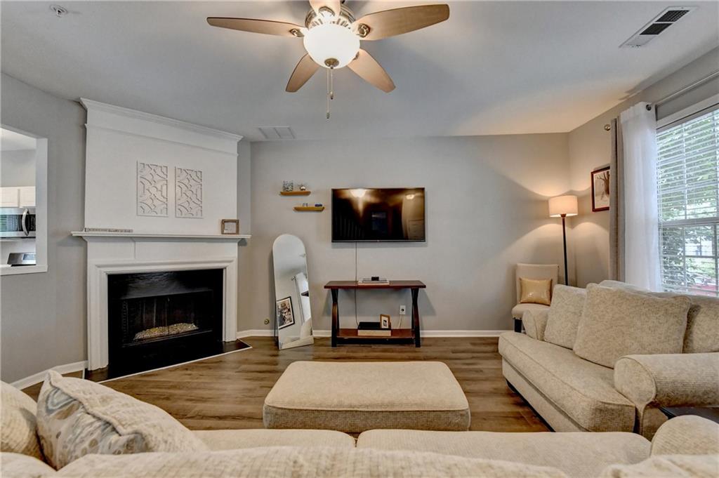 1200 Whitestone Ridge