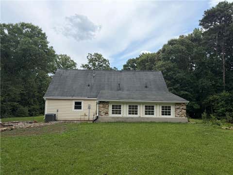 Homes For Rent - 1526 Lost Mountain Road<br/> Powder Springs, GA 30127