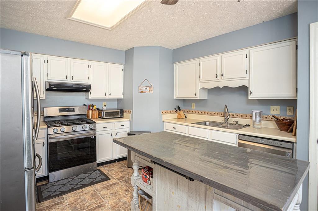 2099 Winsburg Way, Kennesaw, Georgia image 11