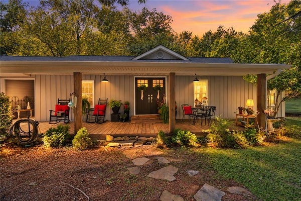 7210 PINE CT, CUMMING, GA 30041 - Image 8ebb7c5f32b56c5b4f3f99246dffdcd7/1654659570