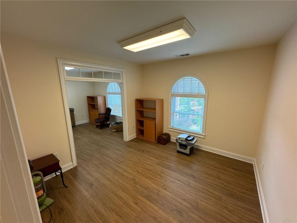 4080 Mcginnis Ferry Road 404