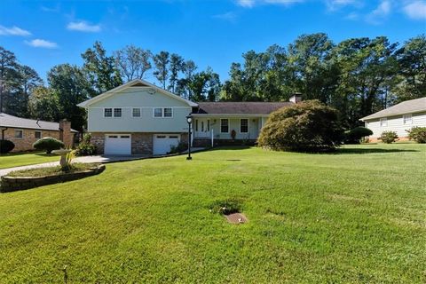 2864 Saint Andrews Way NE Marietta GA 30062