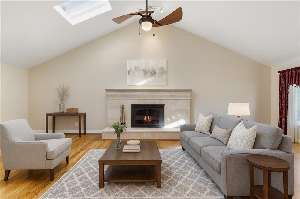 2864 Saint Andrews Way NE