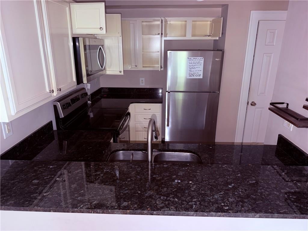 2855 Peachtree Road NE 103