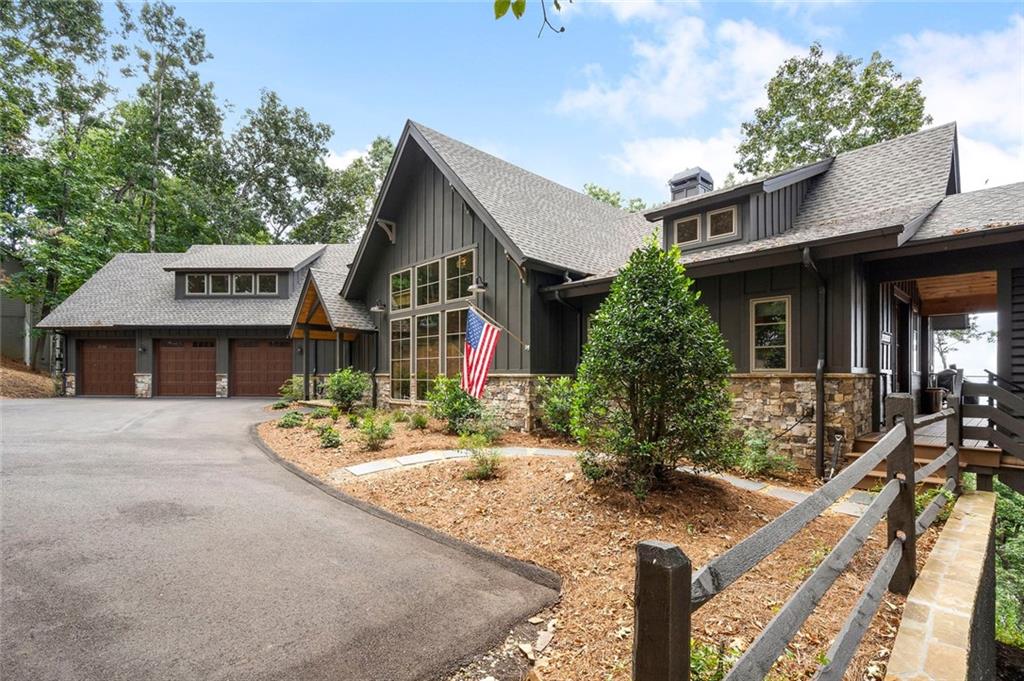751 Ridgeview Drive