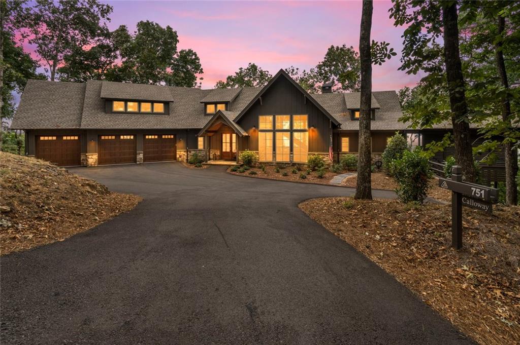 751 Ridgeview Drive