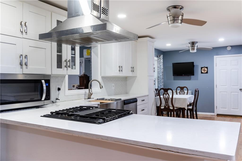 974 Laurelmont Drive SW