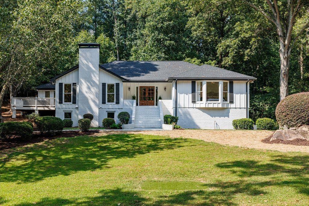 820 Oakhaven Drive